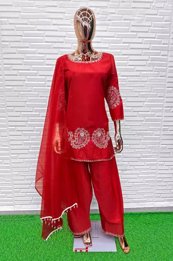 red crepe suit with sequin embroidery 