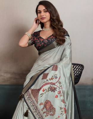 Light grey elegant kalki silk blend digital print saree with unstitched blouse piece 3