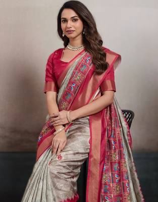 Grey elegant kalki silk blend digital print saree with unstitched blouse piece 3