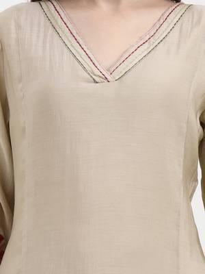 mul chanderi beige kurta dupatta pant set 4