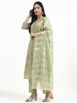 green solid straight style chanderi silk lining kurta trouser dupatta set 2