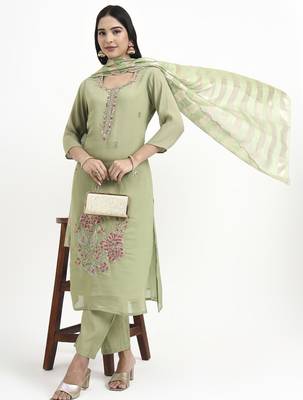 green solid straight style chanderi silk lining kurta trouser dupatta set 5