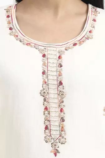 white solid straight style chanderi silk lining kurta trouser dupatta set