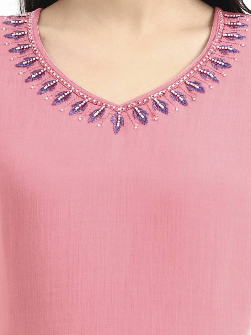 Yufta pink solid straight style chanderi silk lining kurta trouser dupatta set