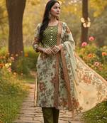 Yufta green lensing a line kurta trouser dupatta set