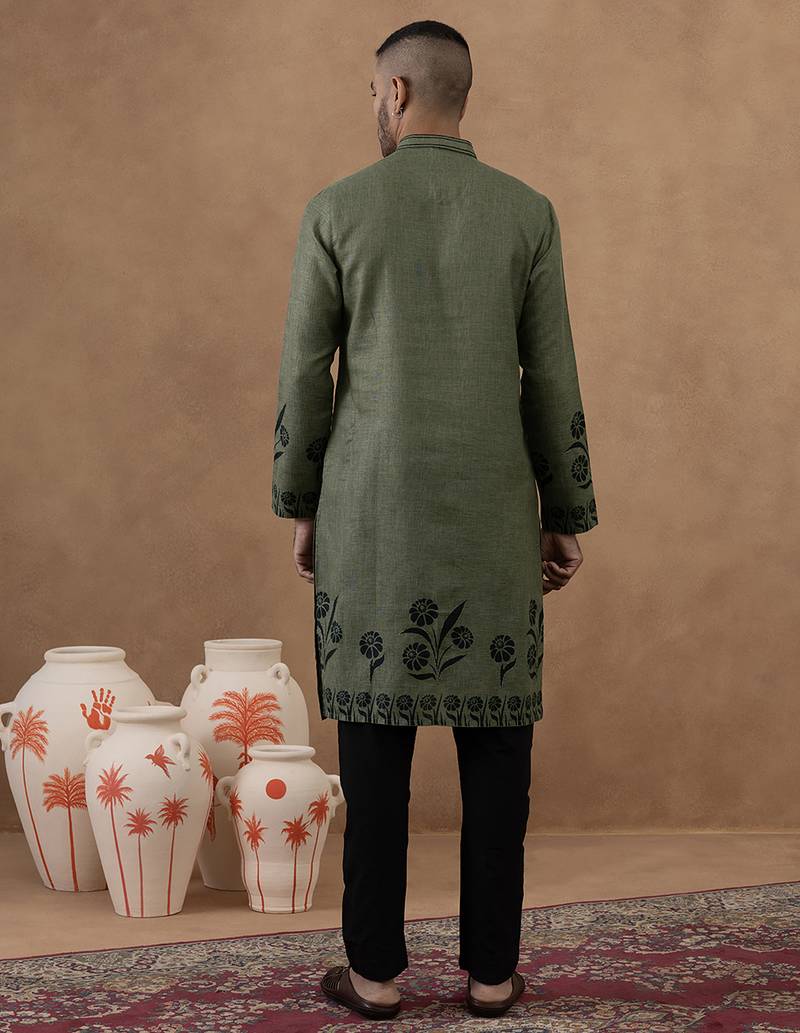 Green cotton silk embroidered kurta for men's