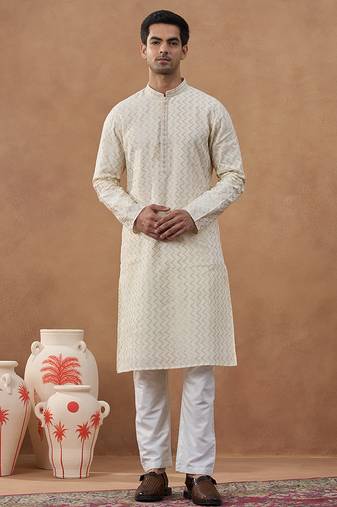 Beige cotton silk embroidered kurta for men's