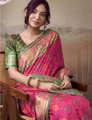 pink patola silk blend patola saree with unstitched blouse piece 3