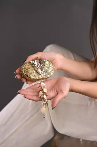 Sitara viral nano clutch bag - gold