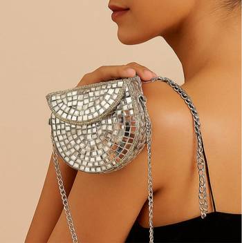 Jharoka clutch bag 1