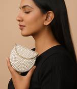 Moti clutch bag