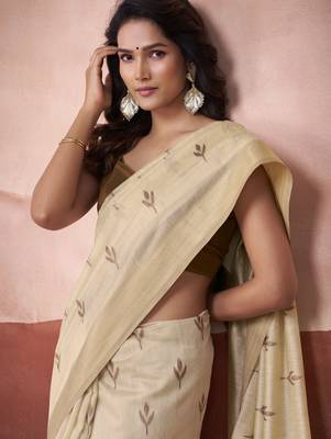Beige modal cotton woven saree with unstitched blouse piece 3