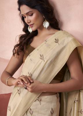 Beige modal cotton woven saree with unstitched blouse piece 4