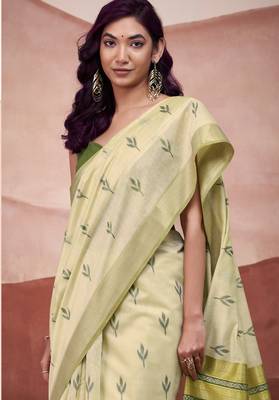 Parrot green modal cotton woven saree with unstitched blouse piece 3