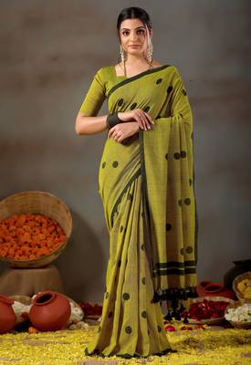 Raag varnam mehandi green handloom print cotton saree 3