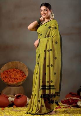 Raag varnam mehandi green handloom print cotton saree 6