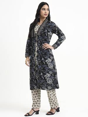  cream printed pure cotton straight black including jacket-style co-ord set 2