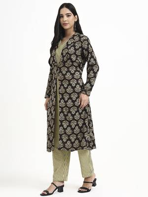  black cotton jacket co-ord set 2