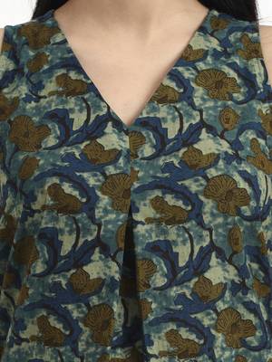  green cotton sleeveless flare top 4