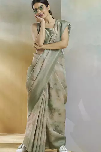 olive handloom silk blend woven saree with unstitched blouse piece