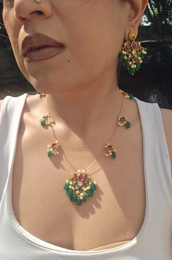 Invisible chain necklace set - lotus