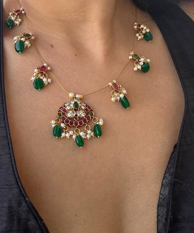 Invisible chain necklace set - mandakani