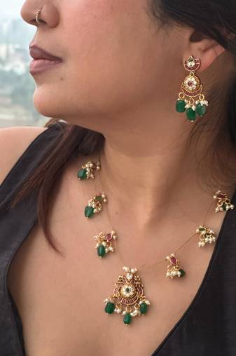 Invisible chain necklace set - chandrika