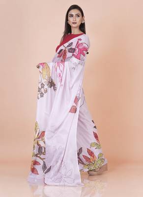 Lavender coloured floral abstract styled digital printed chinnon silk saree with blouse 3