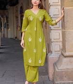 Floral Embroidered V-Neck Thread Work Straight Kurta With Palazzo