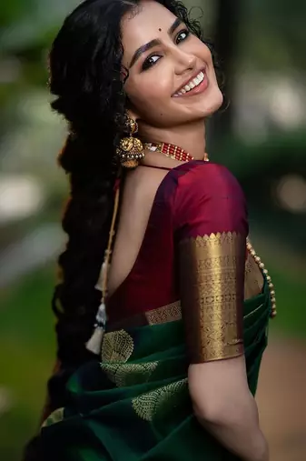 green soft art silk banarasi saree with blouse 