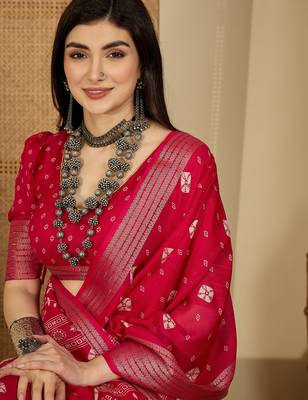 Women's rani chiffon bandhani saree with unstitched blouse piece 2