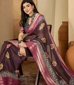 Women's mauve chiffon printed saree with unstitched blouse piece