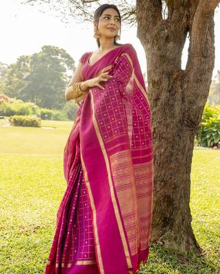 pink silk blend banarasi saree with blouse  1