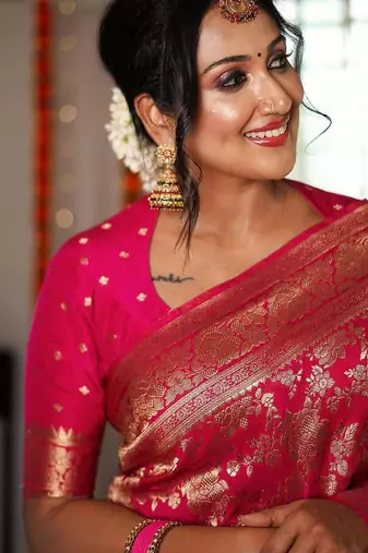 pink silk blend banarasi saree with blouse 