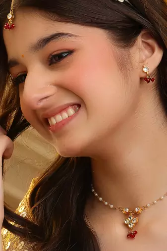 Gold plated kundan maroon stones necklace set