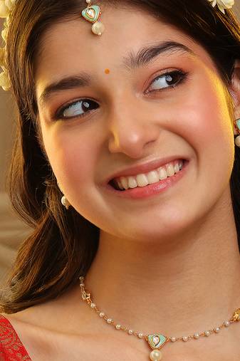 Gold plated kundan green stones necklace set