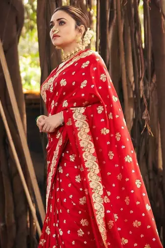 red silk blend banarasi saree with blouse 