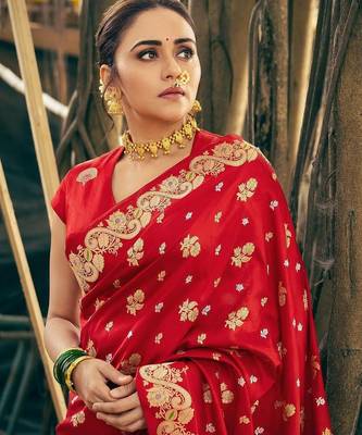red silk blend banarasi saree with blouse  3