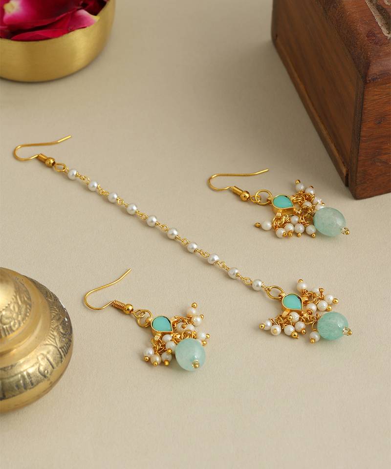 Gold plated kundan green stones maang tikka