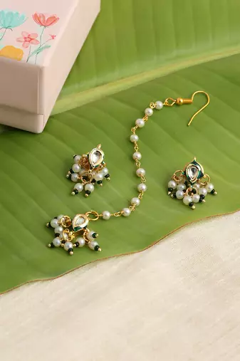 Gold plated kundan yellow stones maang tikka