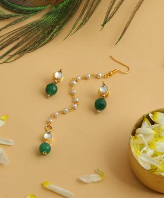 Gold plated kundan green stones maang tikka 3