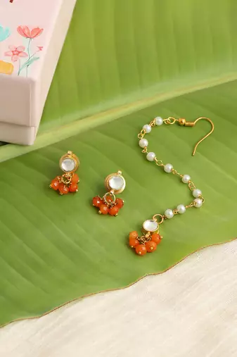 Gold plated kundan orange stones maang tikka