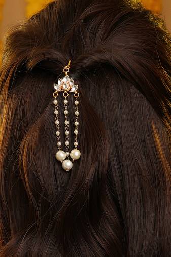 Gold plated kundan hair clip