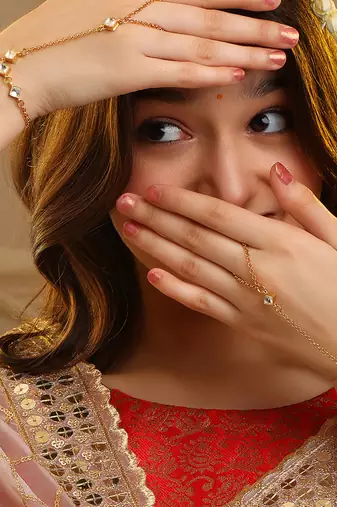 Gold plated kundan haath phool