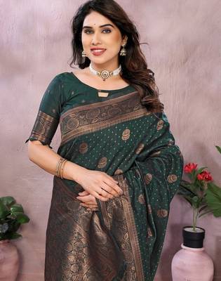 dark green silk blend banarasi saree with blouse  5