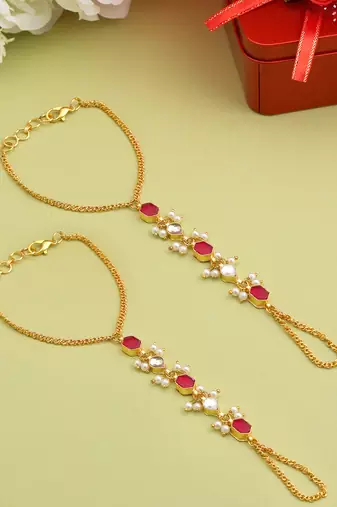 Gold plated kundan red stones haath phool