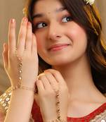 Gold plated kundan haath phool