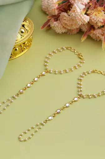 Gold plated kundan haath phool