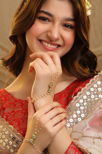 Gold plated kundan green stones haath phool