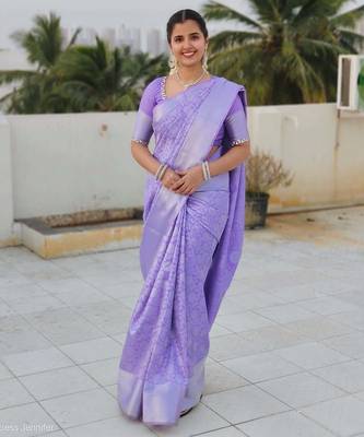 lavender silk blend banarasi saree with blouse  4